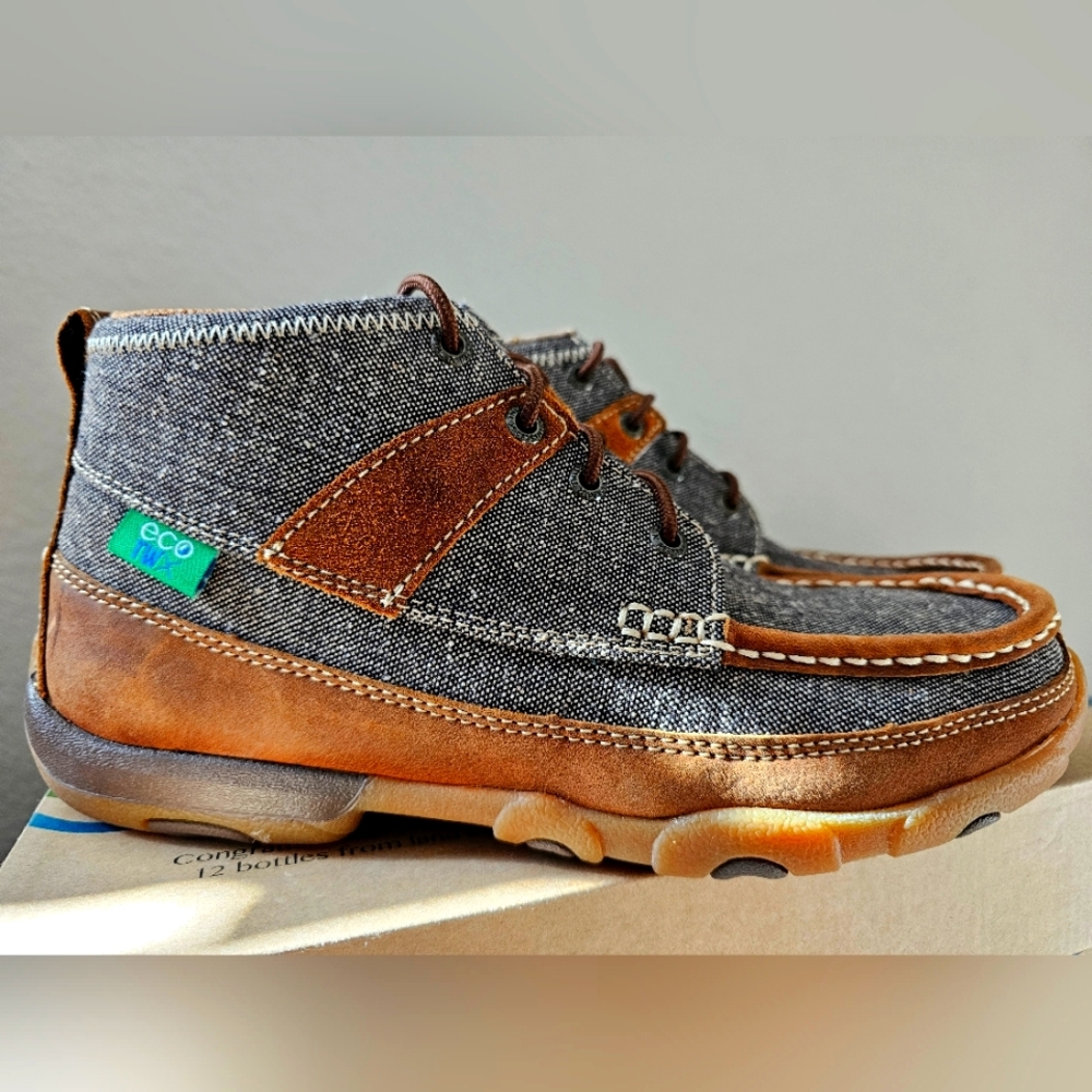 Twisted X Women's Driving Moc shoes, size 9